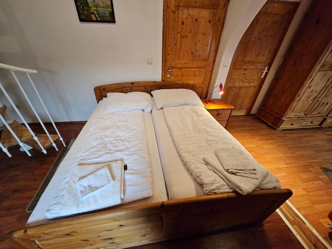 Pension Donaublick Grein 2 In Stifterstrasse19. Apartment ภายนอก รูปภาพ