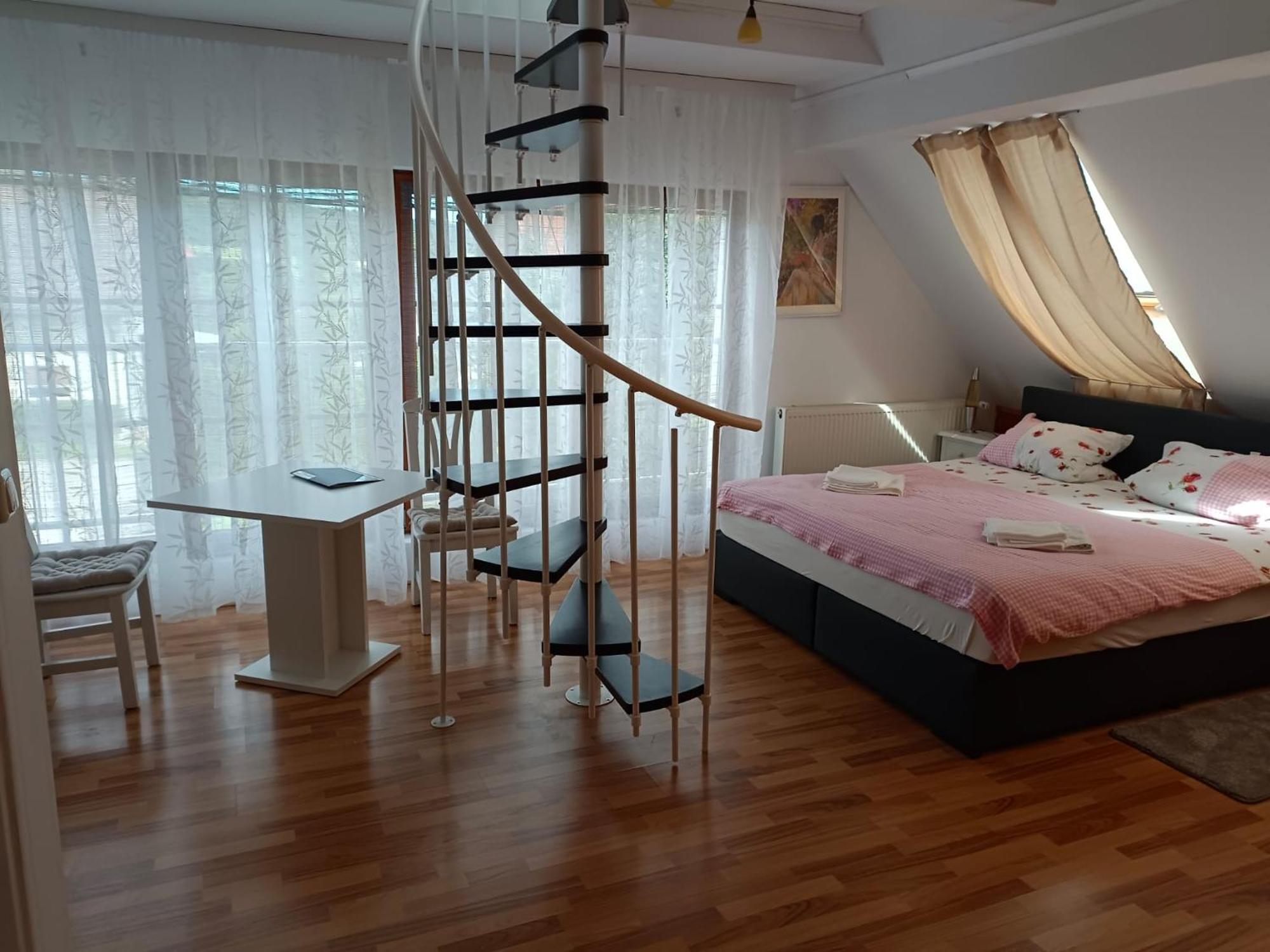 Pension Donaublick Grein 2 In Stifterstrasse19. Apartment ภายนอก รูปภาพ